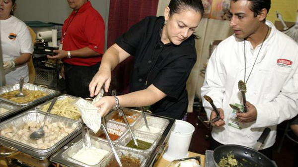 The Puerto Rican town of Mayaguez is organizing this weekend its first culinary festival in which some 80 gastronomic experts will take part, including some of the best-known chefs and restaurants on the island. EFE/File 